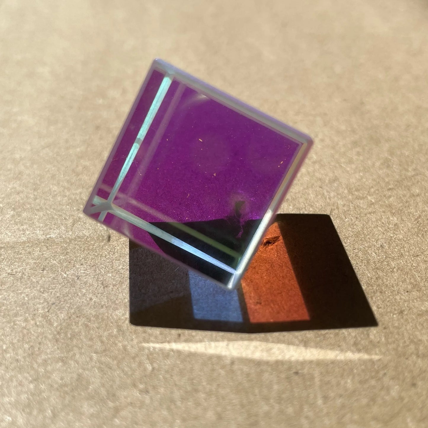Magischer Farbwürfel Prisma – 3D Kristallwürfel für kreative Foto- & Lichteffekte