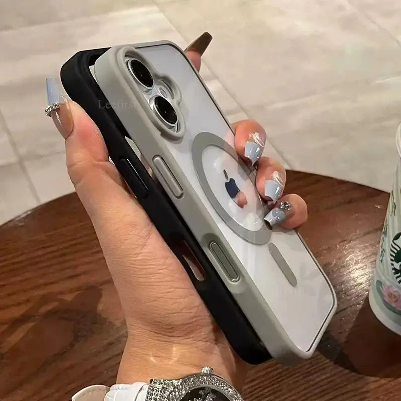Transparente Smartphone-Hülle aus Acryl – Magnetische Schutzhülle kompatibel mit iPhone 11–16, kabelloses Laden möglich