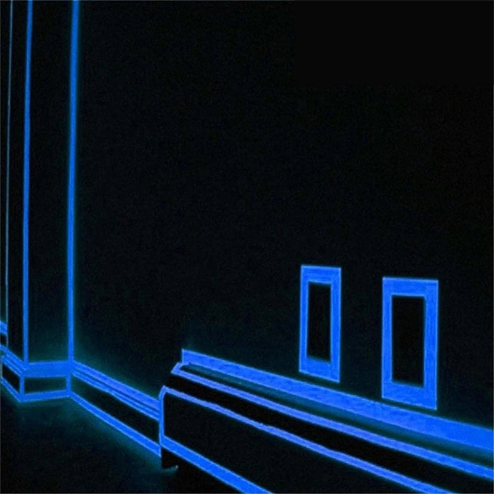 Leuchtband 3 m Blau – Selbstklebendes Markierungsband für Treppenstufen, Wände und Sicherheitskennzeichnung