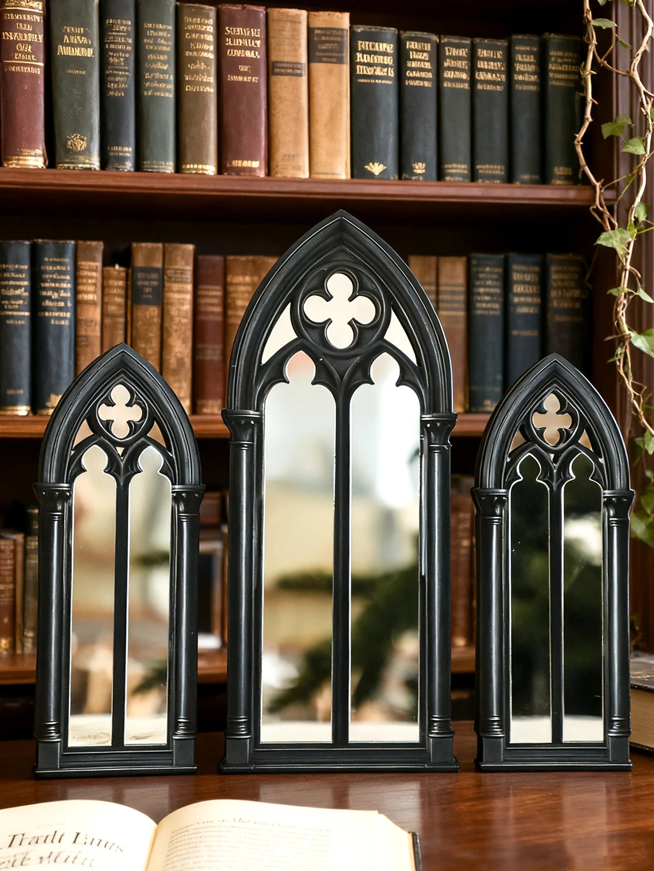 Gothic Fensterbogen Spiegel 3 Stück – Stilvolle Vintage Deko für Tisch, Regal & Home Interior