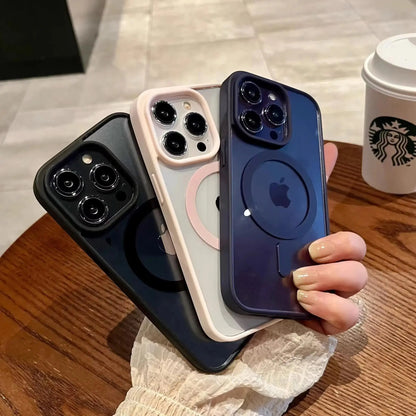 Transparente Smartphone-Hülle aus Acryl – Magnetische Schutzhülle kompatibel mit iPhone 11–16, kabelloses Laden möglich